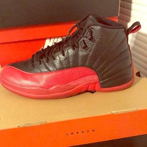 Air Jordan 12 Retro - Black/varsity red - Size 10